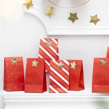 Julekalender Poser hvid/rød/guld, 24 stk.  pakkekalender